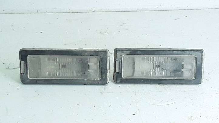 Renault Espace -  Grand espace IV (2004 - 2014)  8200013571 Освещение номера