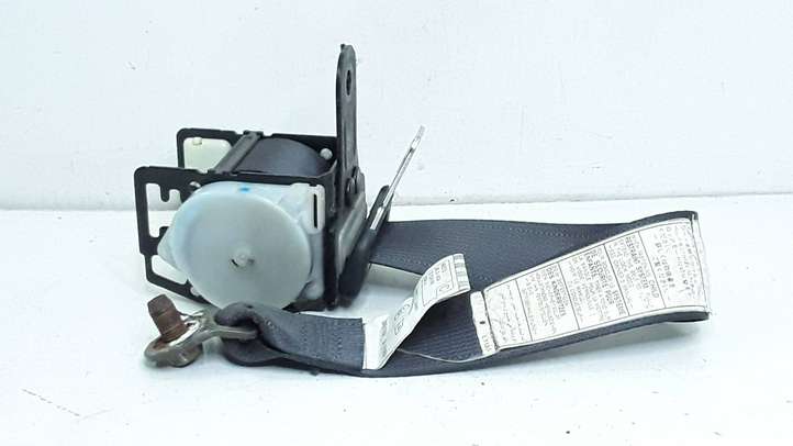 Toyota Corolla E120 E130 (2000 - 2004)  TKAB0F1681 Задний ремень безопасности