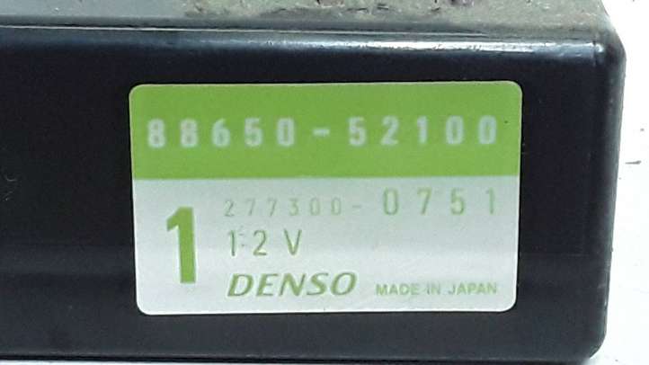 Toyota Corolla E120 E130 (2000 - 2004)  8865052100 Другие блоки управления / модули