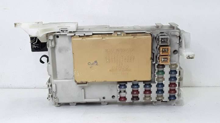 Toyota Corolla E120 E130 (2000 - 2004)  8264113040 Другие блоки управления / модули