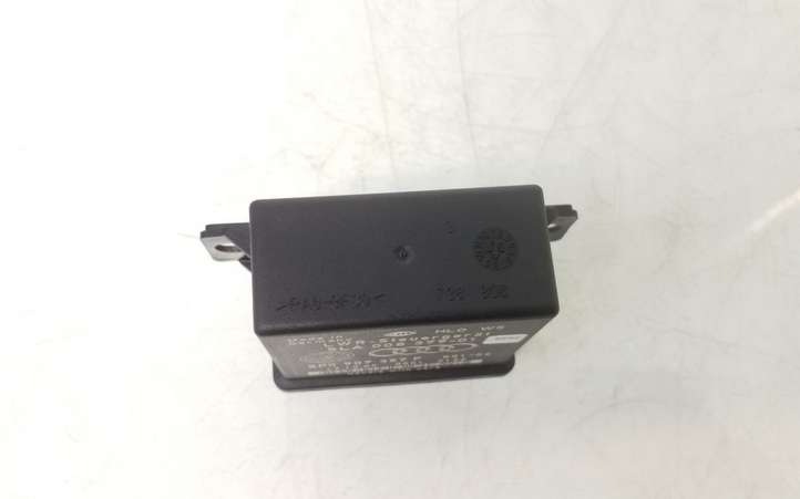 Audi A3/S3 8P (2004 - 2008)  8P0907357F Модуль фонарей