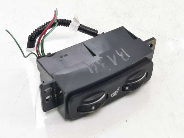 Toyota Avensis T250 (2006 - 2009)  453417 Включатель обогрева