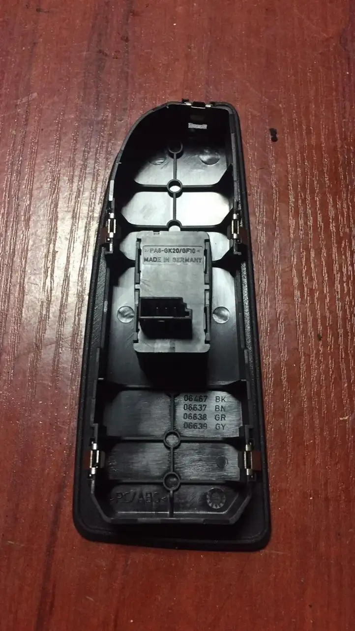 BMW 1 E81 E87 (2004 - 2011) 6935534 Кнопка стеклоподъемников — фото 2