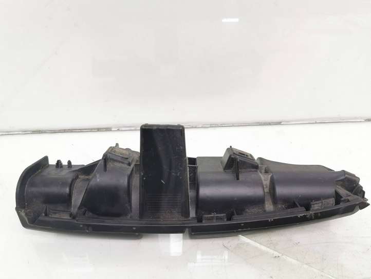 Volvo C30 (2007 - 2010)  30657219  Держатель заднего бампера (кронштейн)