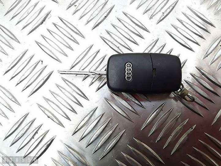 Audi A4 (2000 - 2006)  4B0905851G Замок зажигания