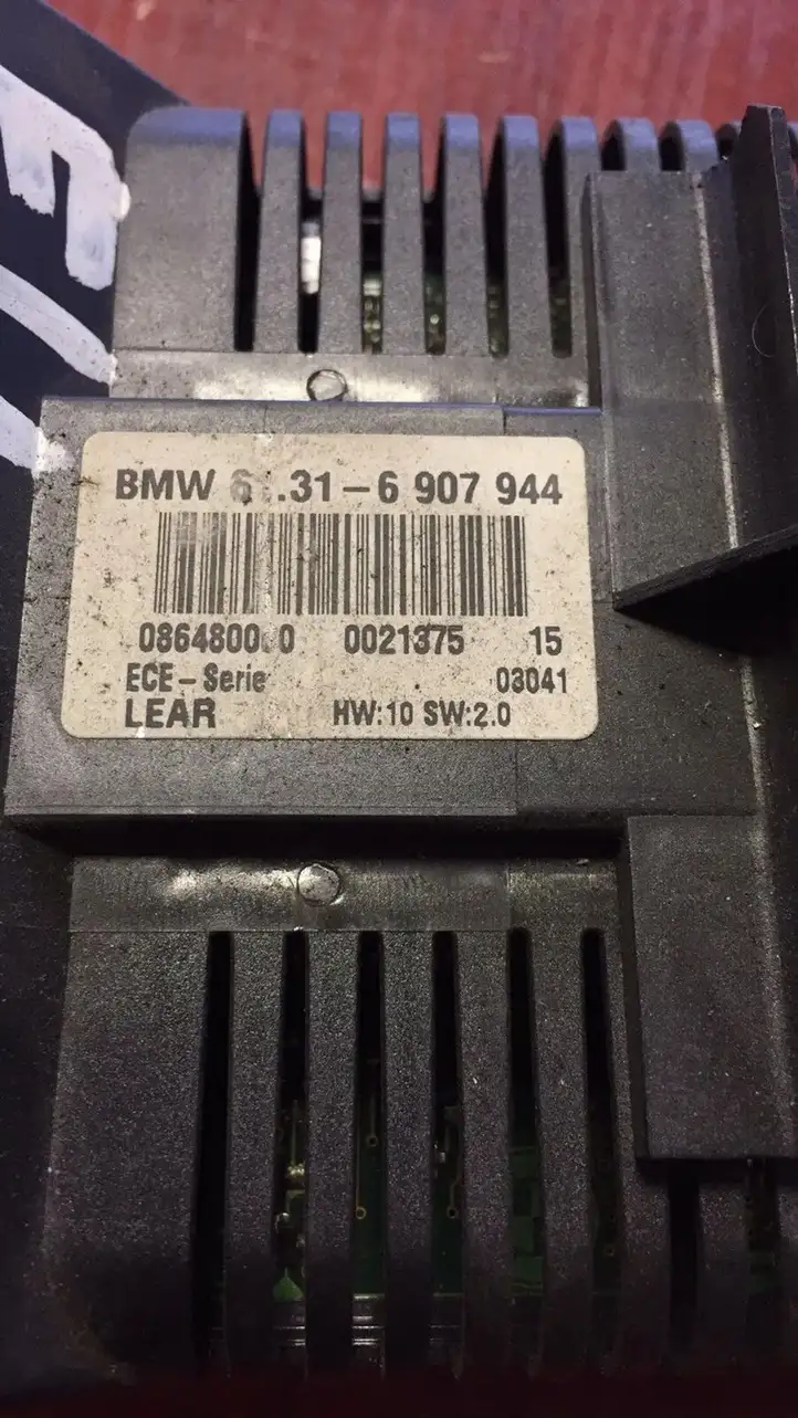 BMW 3 E46 (1998 - 2005) 6907944 Включатель фонарей — фото 3