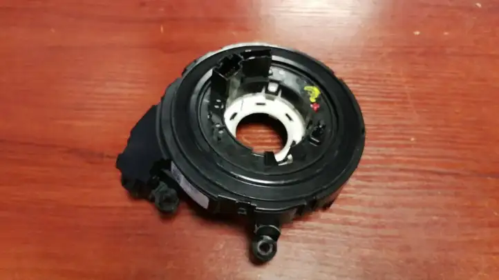 BMW 1 E81 E87 (2004 - 2011) 6989556 Контактное кольцо SRS — фото 1