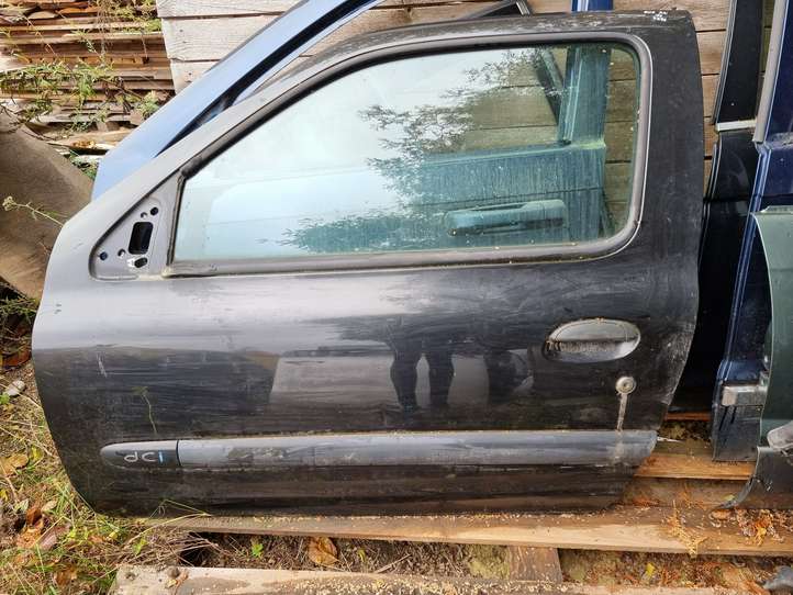 Renault Clio II (2001 - 2005)   Дверь