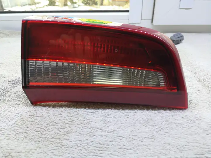 Volvo S60 (2004 - 2010) 30796271 Задний фонарь в крышке багажника — фото 1