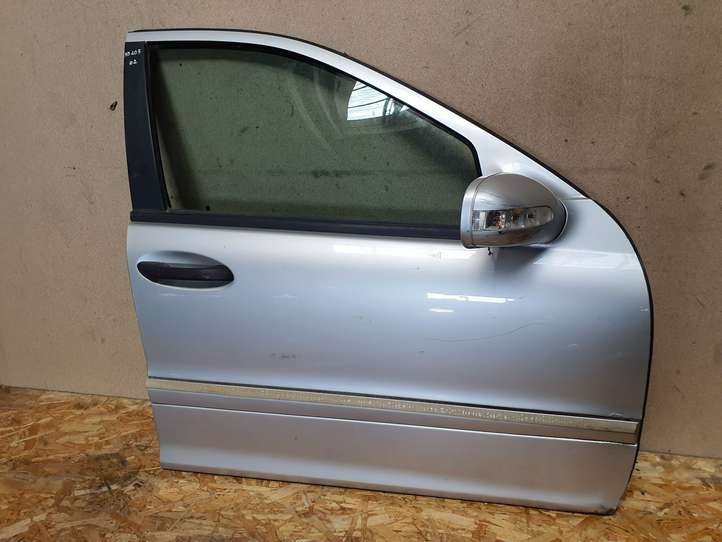 Mercedes-Benz C W203 (2000 - 2007)   Дверь