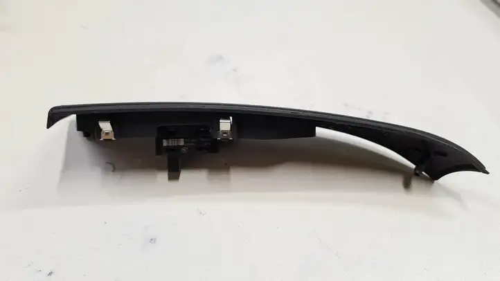 BMW 3 E90 E91 (2005 - 2012) 15979804 Кнопка стеклоподъемников — фото 2