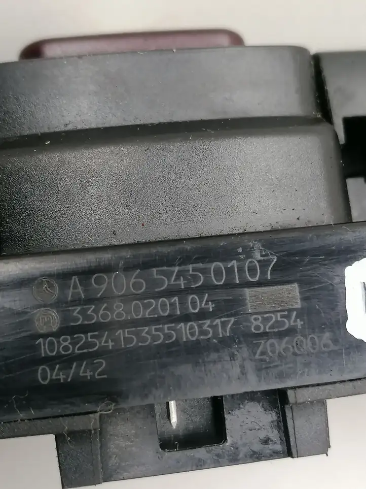 Mercedes-Benz (2008 - ) A9065450107 Включатель аварийных фонарей — фото 3