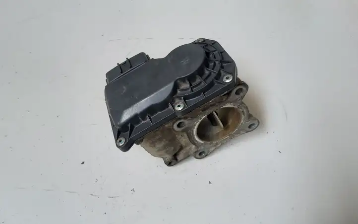 Toyota Yaris (2005 - 2009) 261000N030 Дроссельная заслонка — фото 1