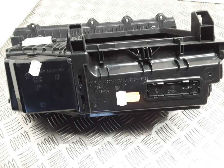BMW 5 F10 F11 (2009 - 2016)  51169166683 Комплект ящика для вещей (бардачка)