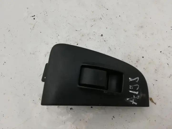 Toyota Avensis T250 (2006 - 2009) 7423105140 Блок кнопок стеклоподъемников — фото 1