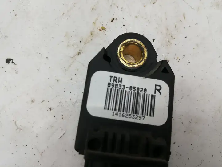 Toyota Avensis T250 (2006 - 2009) 8983305020 Датчик удара SRS — фото 2
