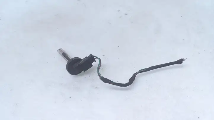 BMW 3 E90 E91 (2005 - 2012)  6915391 Датчик температуры салона