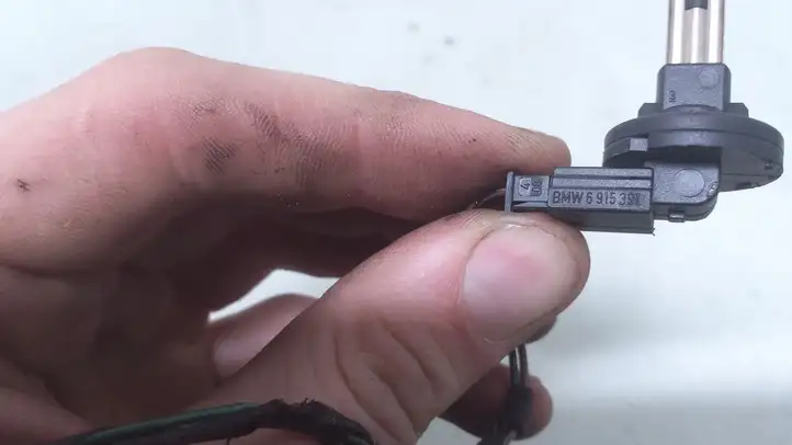 BMW 3 E90 E91 (2005 - 2012)  6915391 Датчик температуры салона