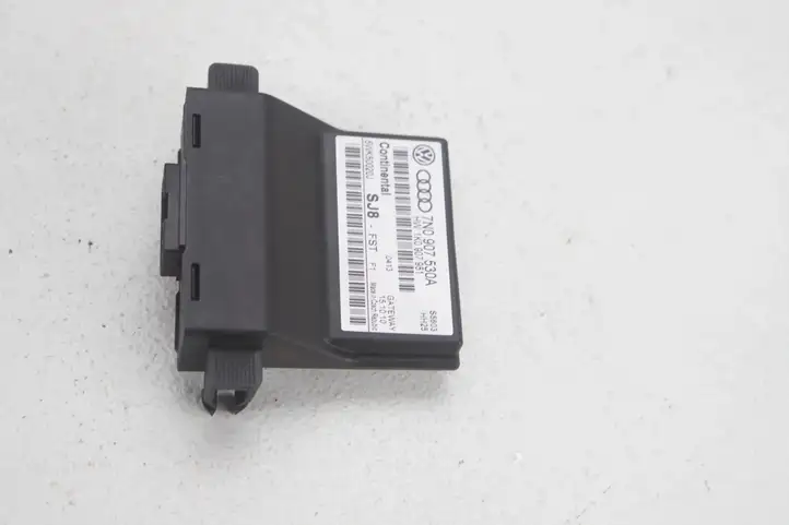Volkswagen Tiguan (2007 - 2011) Модуль Gateway — фото 4