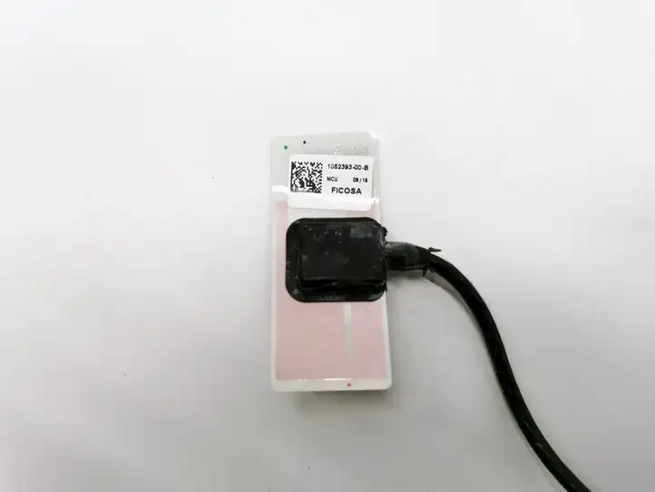 Tesla Model S (2016 - 2021) 1052393-00-B Прочая электропроводка — фото 2