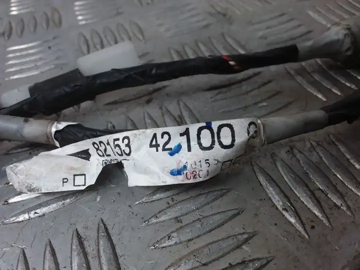 Toyota RAV 4 (XA30) (2006 - 2016) 8215342100G Проводка задней двери — фото 4