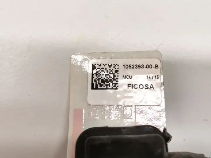 Tesla Model S (2016 - 2021) 1052393-00-B Прочая электропроводка — фото 3