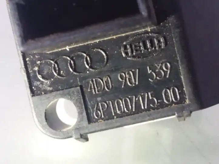Audi A6 (2001 - 2004)  4D0907539 Световой датчик