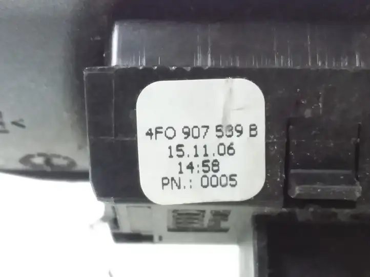 Audi A6 S6 C6 4F (2004 - 2008) 4F0907539B Датчик света — фото 3