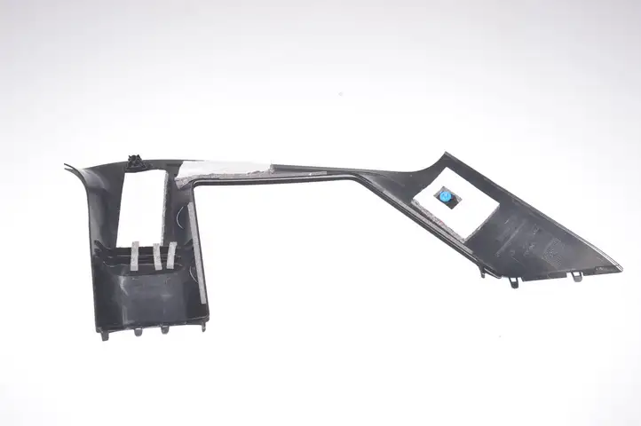 BMW i3 (2013 - ) Обшивка стойки C — фото 3