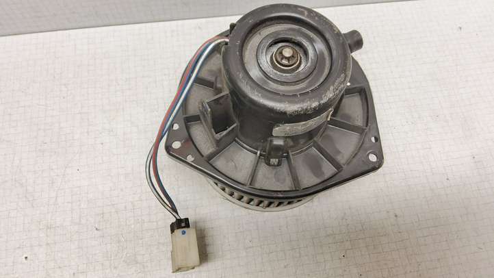 Nissan Primera (2000 - 2001)  0130111153 Вентилятор печки