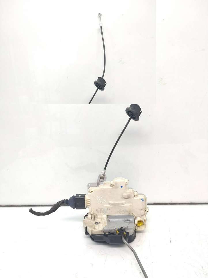 Audi A4 (2004 - 2009)  8E1837015AA Передняя звукоизоляция