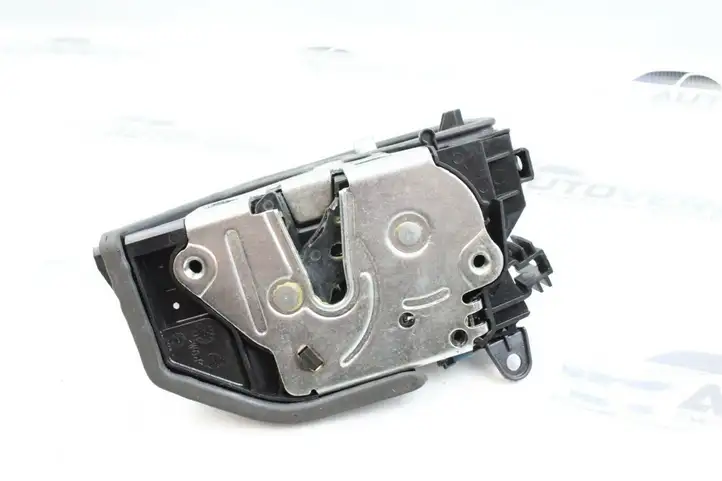 BMW 3 F30 F35 F31 (2012 - 2018) 7276673 Замок задней двери — фото 5