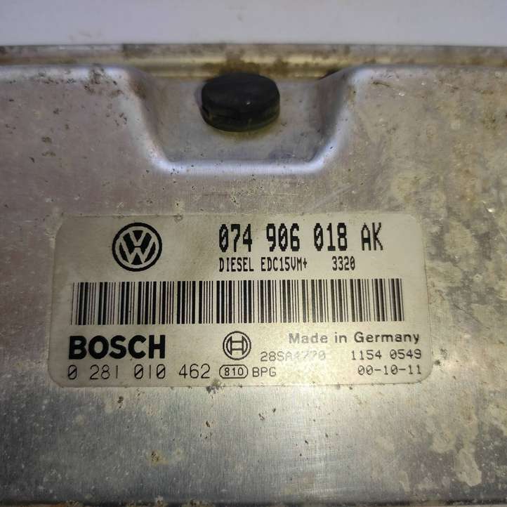 Volkswagen Transporter-Caravelle (1990 - 2003)  074906018AK Блок управления двигателя