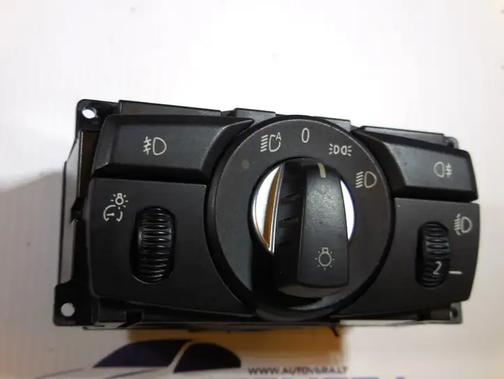 BMW 5 E60 E61 (2004 - 2010) 6988555 Включатель фонарей — фото 4
