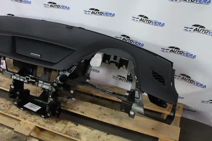 BMW X1 E84 (2009 - 2015) Панель приборов — фото 3