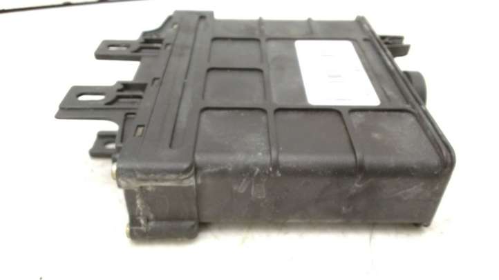 Seat Toledo II (1M) (1998 - 2006)  01M927733HN Блок управления коробки передач