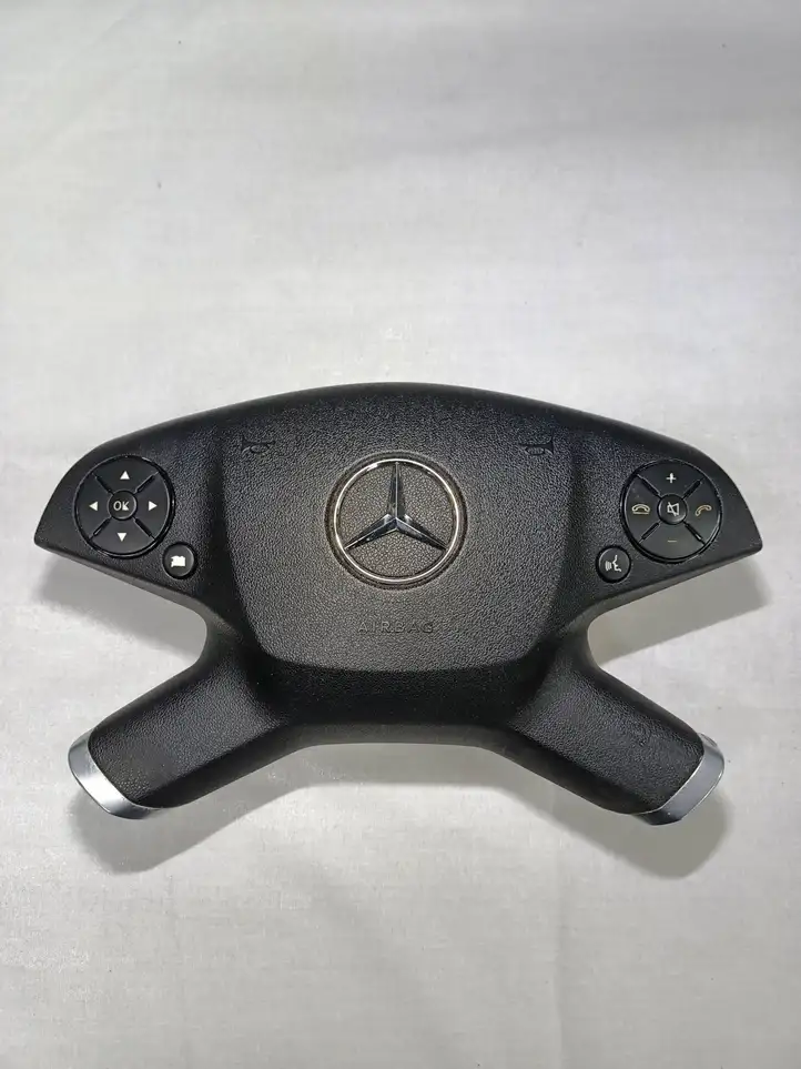 Mercedes-Benz E W212 (2009 - 2016) A2048210151 Подушка безопасности руля — фото 1