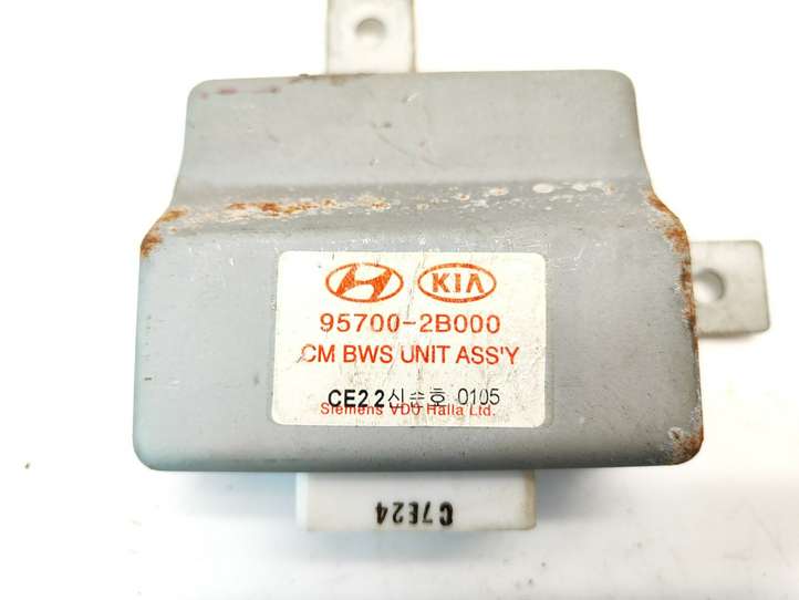 Hyundai Santa Fe (2005 - 2009)  957002B000 Блок управления парковки