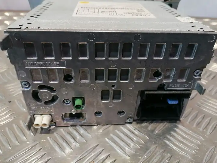 Audi A5 8T 8F (2011 - 2016) 8R1035186Q Отделка магнитолы — фото 3