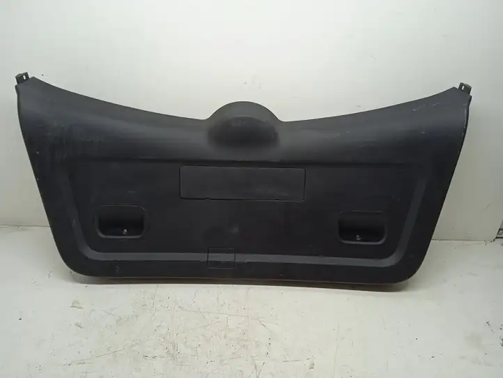 Toyota Corolla Verso AR10 (2004 - 2009) 677660FC10 Комплект обшивки крышки багажника — фото 1