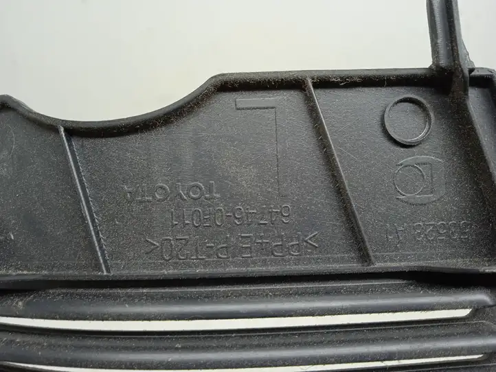 Toyota Corolla Verso AR10 (2004 - 2009) 647460F011 Крышка — фото 3
