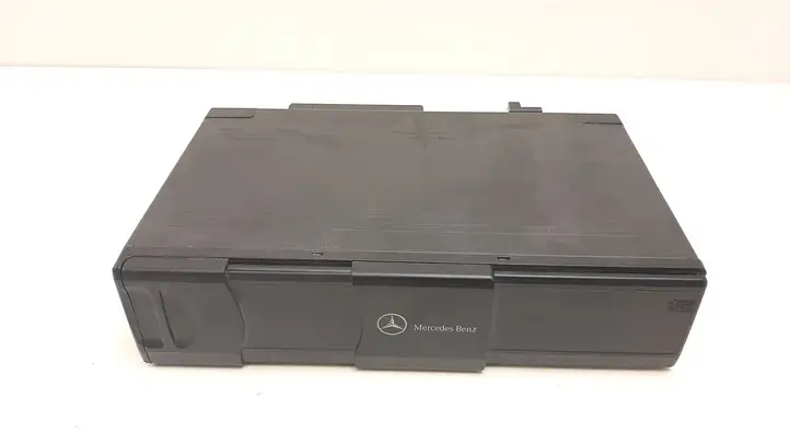 Mercedes-Benz ML W163 (1997 - 2005) CD/DVD чейнджер — фото 1