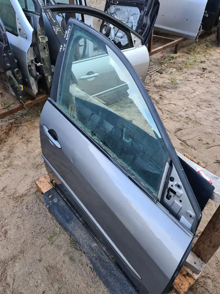 Renault Laguna III (2007 - 2015) Дверь — фото 2