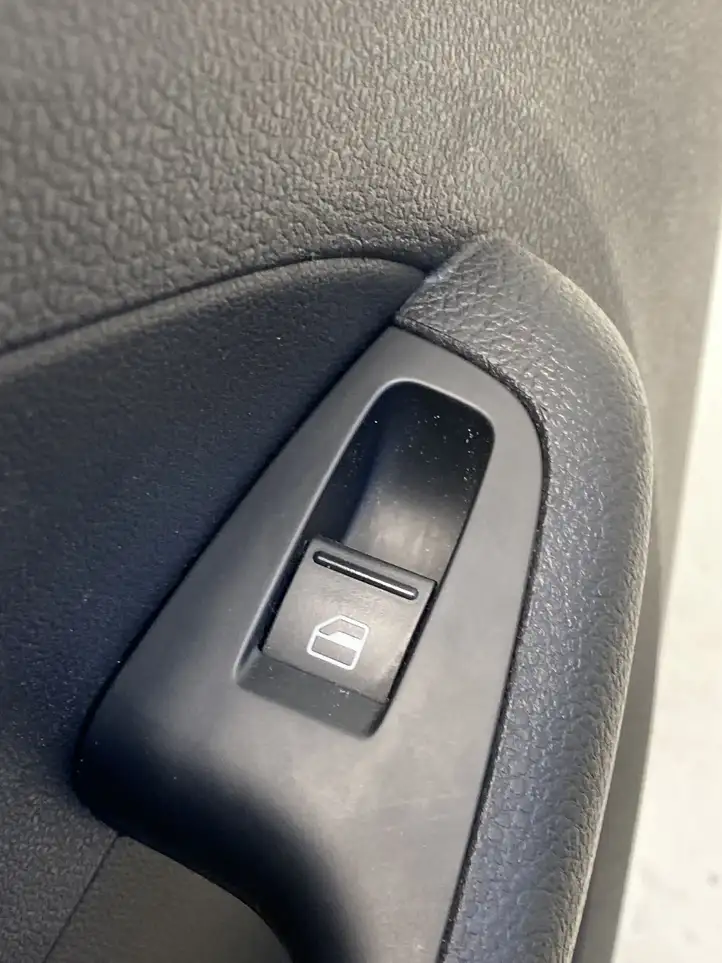 Volkswagen Jetta VI (2011 - 2018) 5C6867211 Обшивка задней двери — фото 3