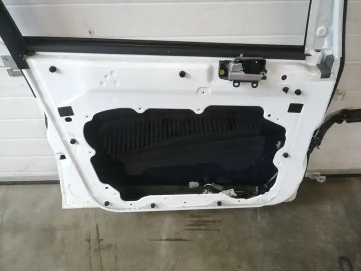 Ford C-MAX I (2007 - 2010) Дверь — фото 4