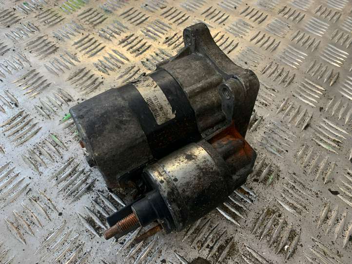 Renault Megane II (2002 - 2005)  820026677B Стартер