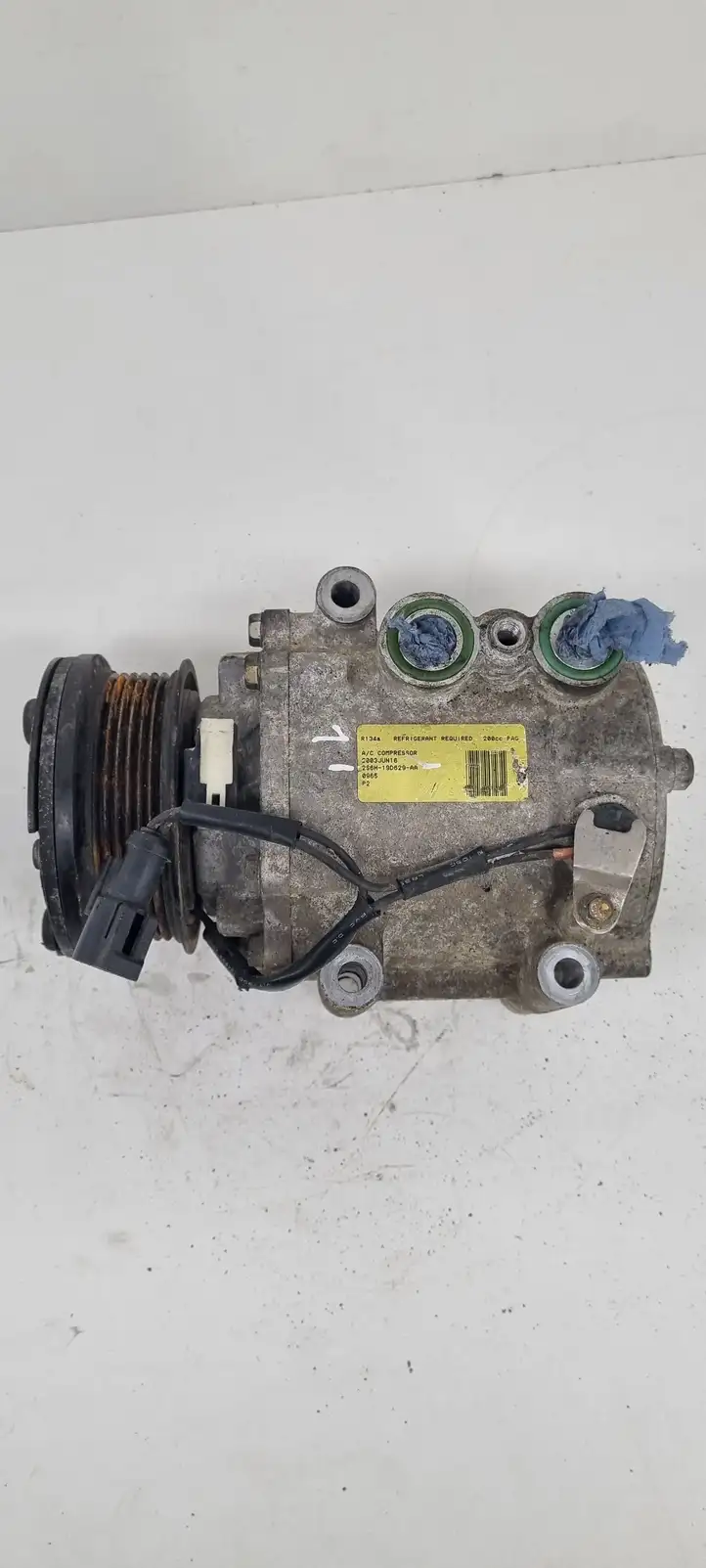 Ford Fiesta (2000 - 2005) 2S6H19D629AA Компрессор (насос) кондиционера воздуха — фото 1