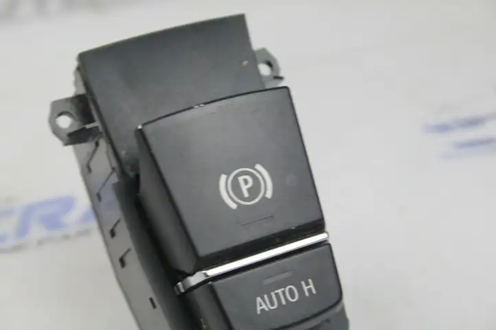 BMW X3 F25 (2010 - 2017) 9217594 Кнопка ручного тормоза — фото 3
