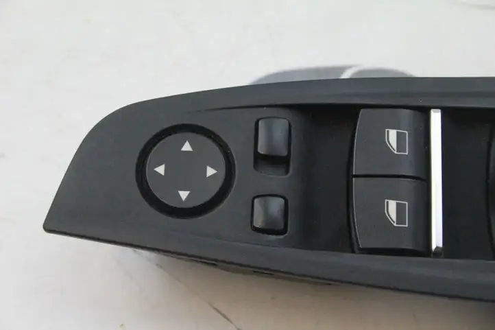 BMW M5 F10 (2011 - 2013) 9241956 Блок кнопок стеклоподъемников — фото 4