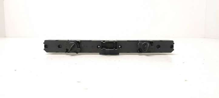 Opel Astra (2004 - 2009)  03758075 Включатель аварийных фонарей